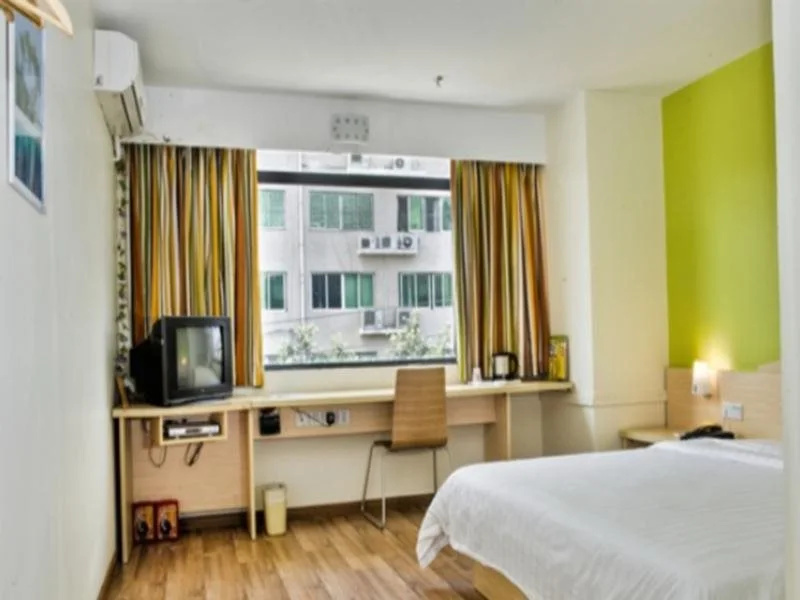 7 Days Inn