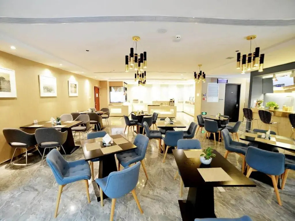 Ibis Qingdao Donghai