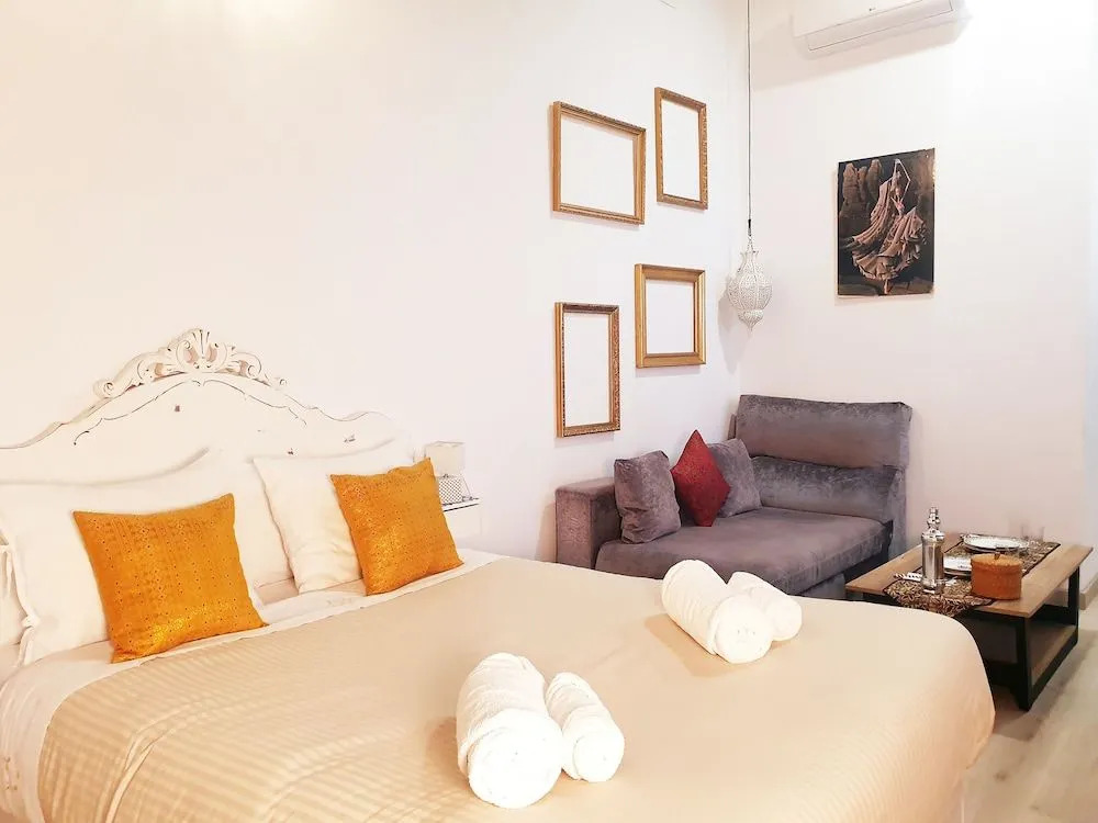 Palace House Hércules Apartments