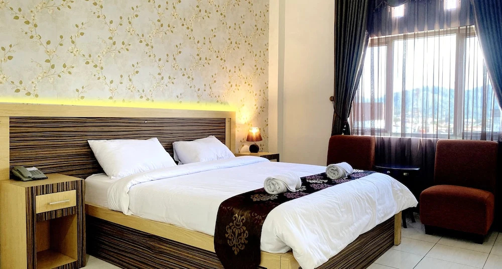 Grand Bayu Hill Hotel
