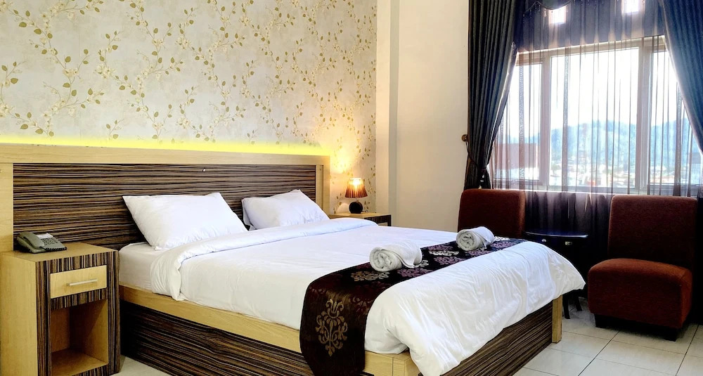 Grand Bayu Hill Hotel