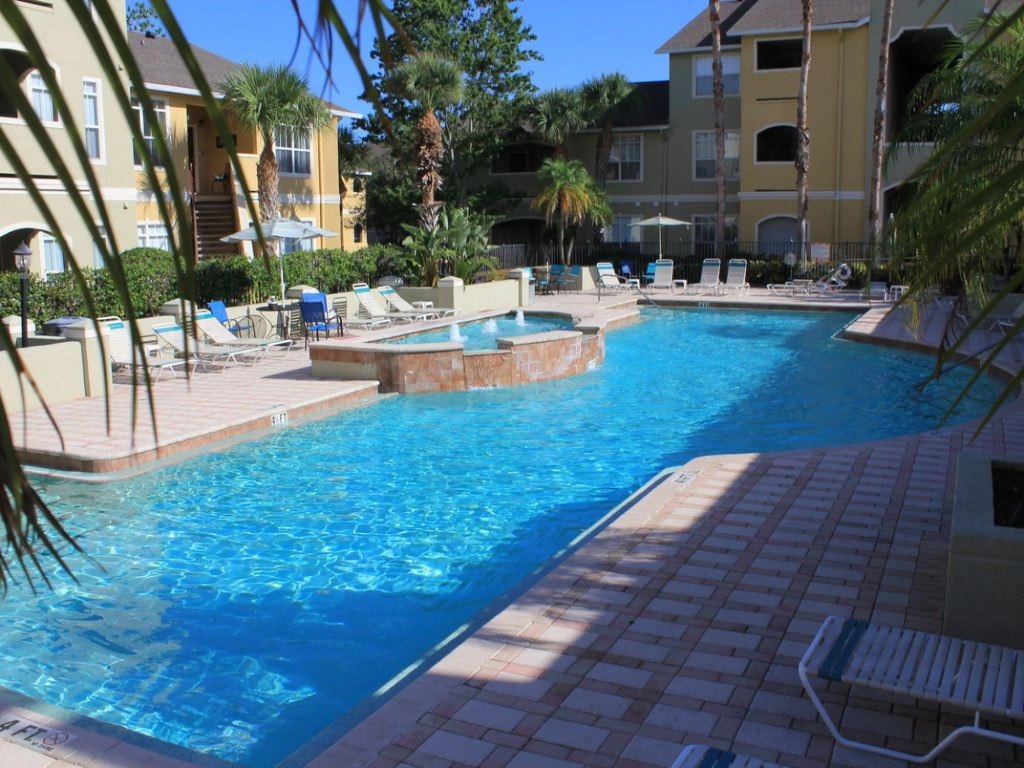 Exquisite Avalon Clearwater Condo,Minutes To Beach