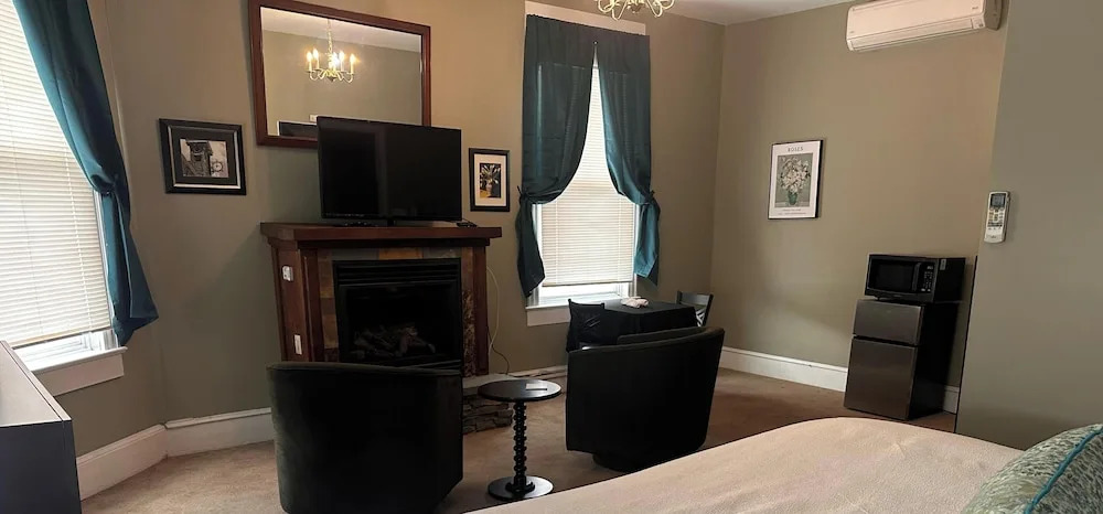 The Hotel Belvidere
