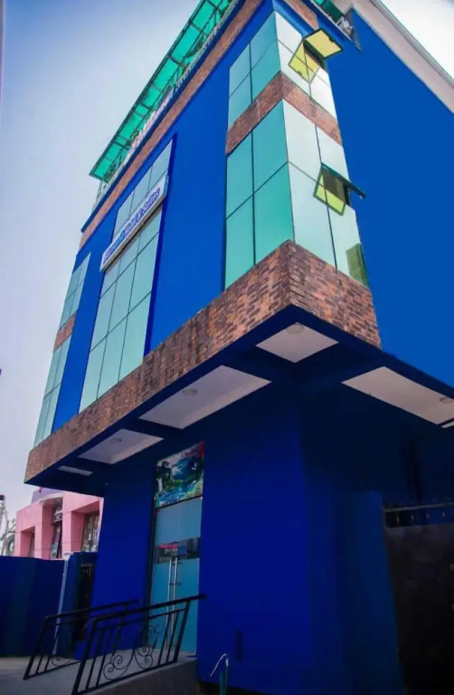 Blumerrit Hotel & Suites