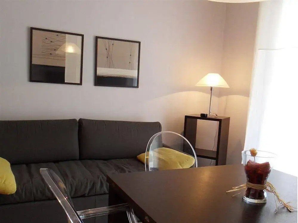 Le Mas De Valrugues Hotel