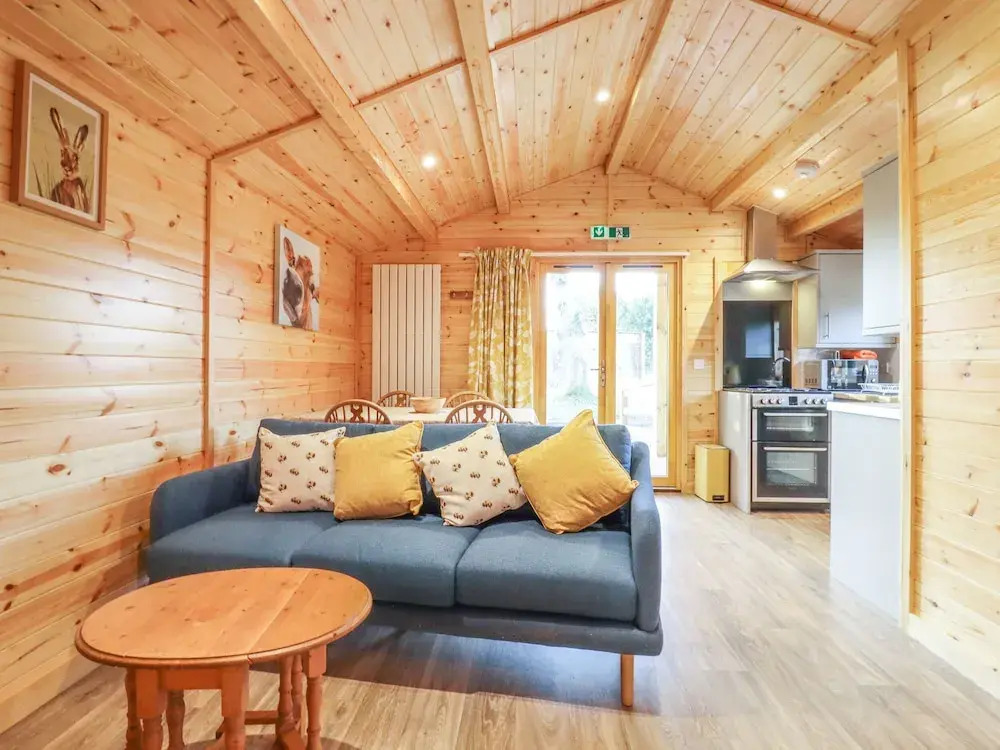 Buttercup Lodge