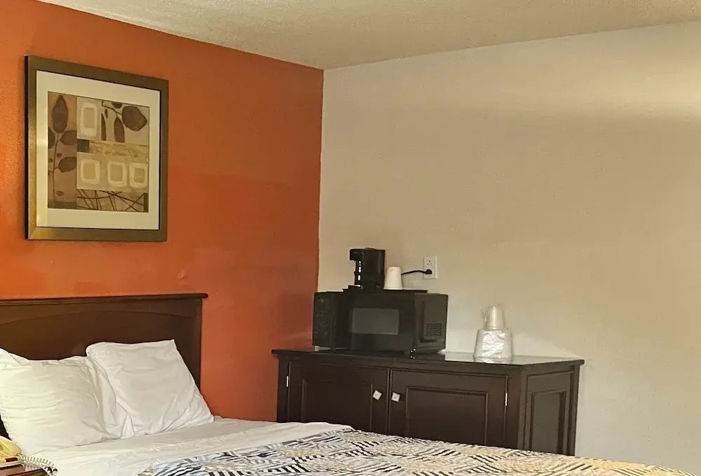Studio 6 Suites Dayton OH Englewood