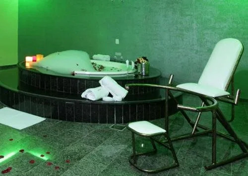 Hipnose Motel (Только для взрослых)