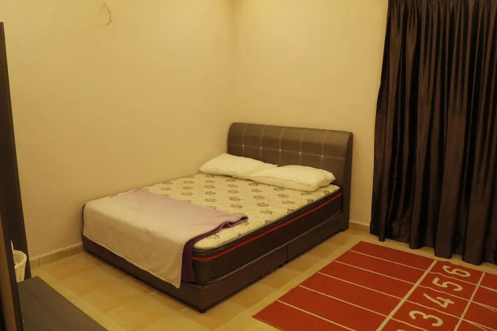 TRAVELORE.MY Homestay Villa D'Lagos