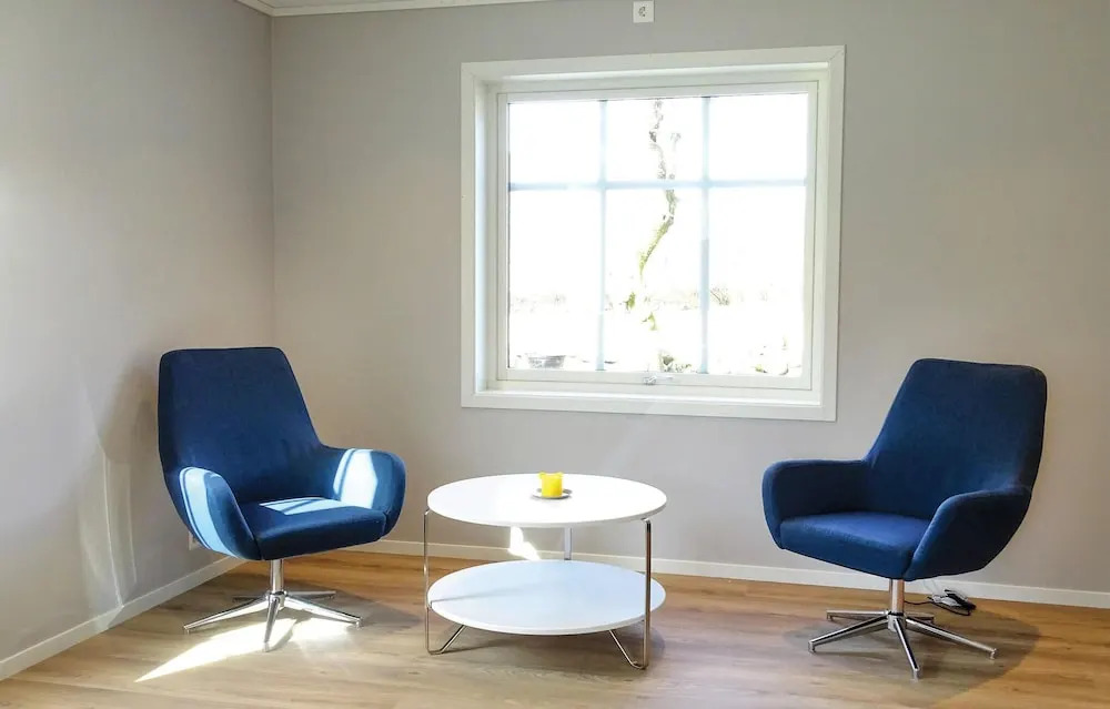 Stunning Home in Dirdal With 4 Bedrooms and Wifi