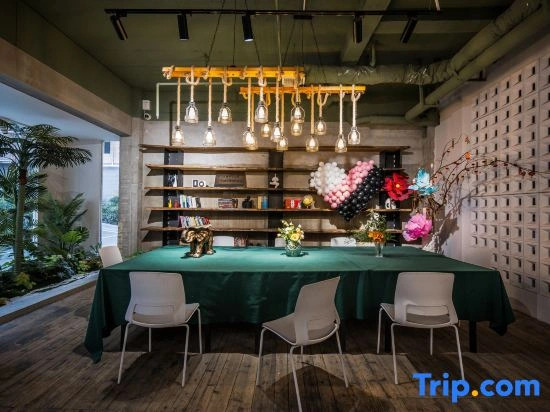 Wuhan Guohao Holiday Hotel (Xinzhou)