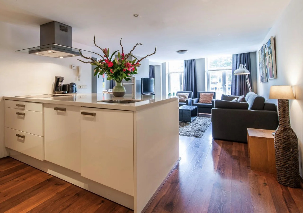 Rembrandtplein Apartment Suites