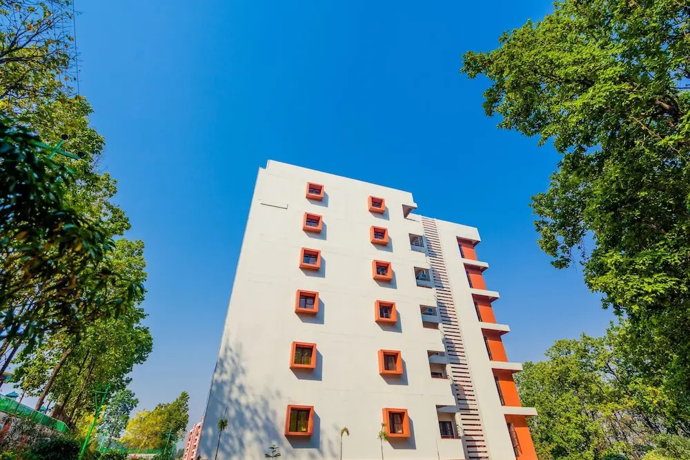 OYO 13208 Home Serene 2BHK Aradhana Greens