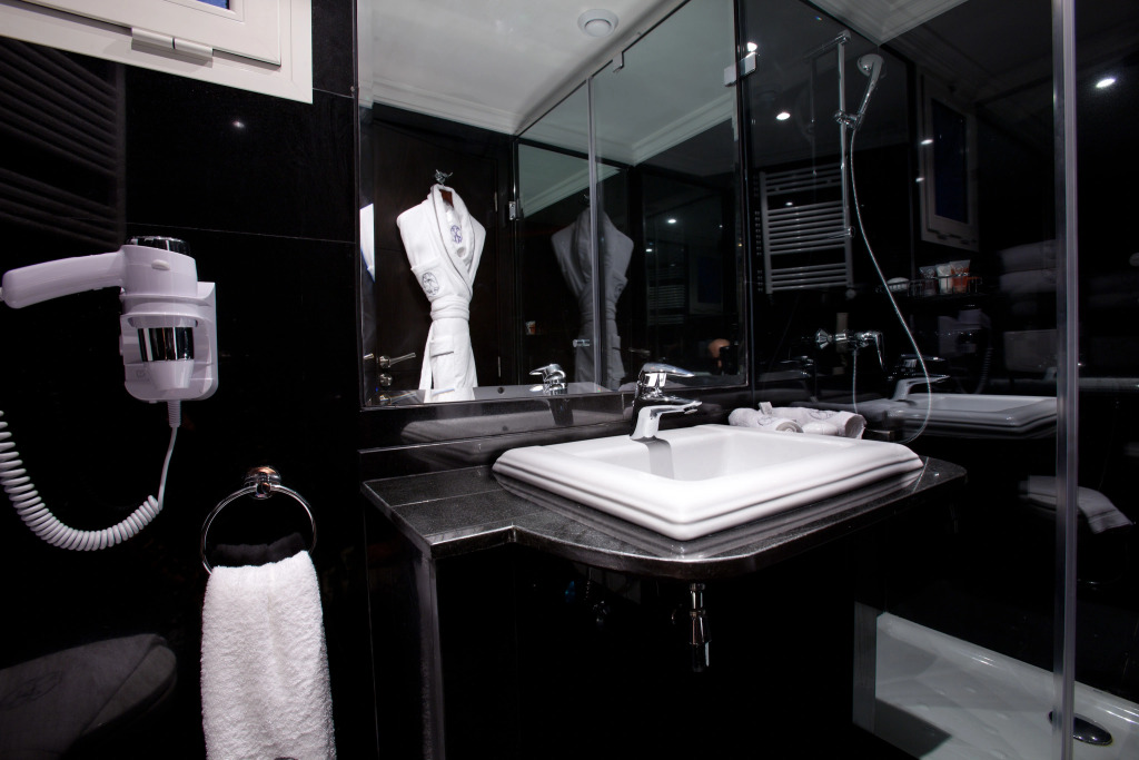 Art Palace Suites & Spa