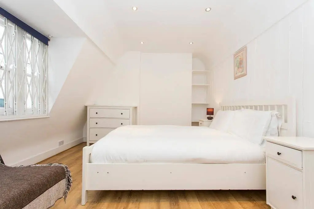 London Dream House - Historic Soho House