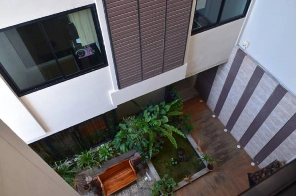 The Luxury Residence