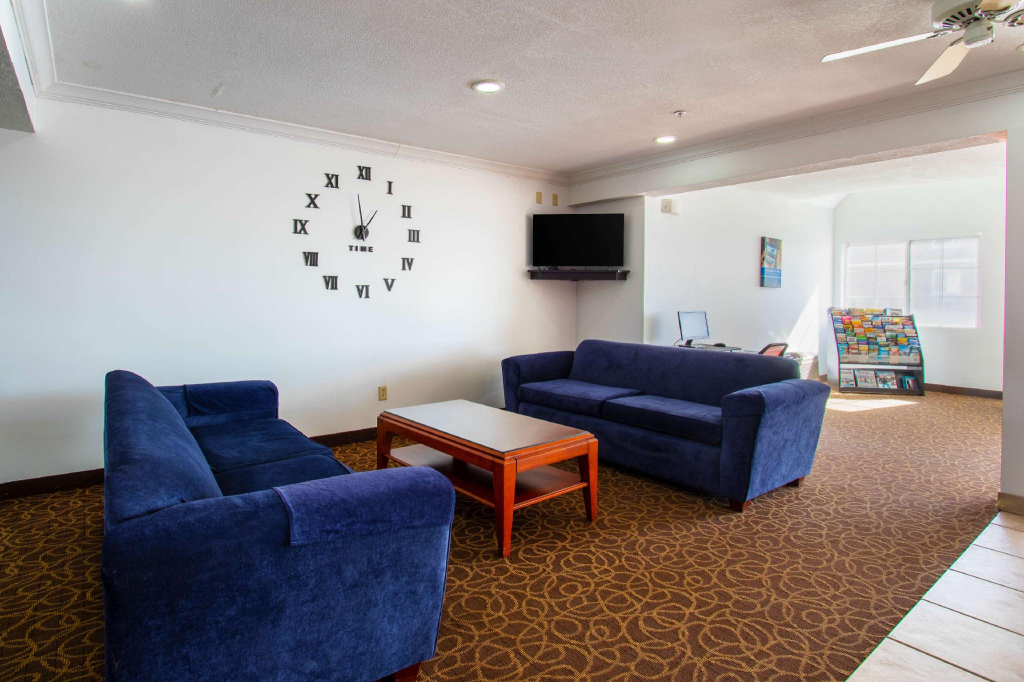 Motel 6-El Paso, TX - Southeast