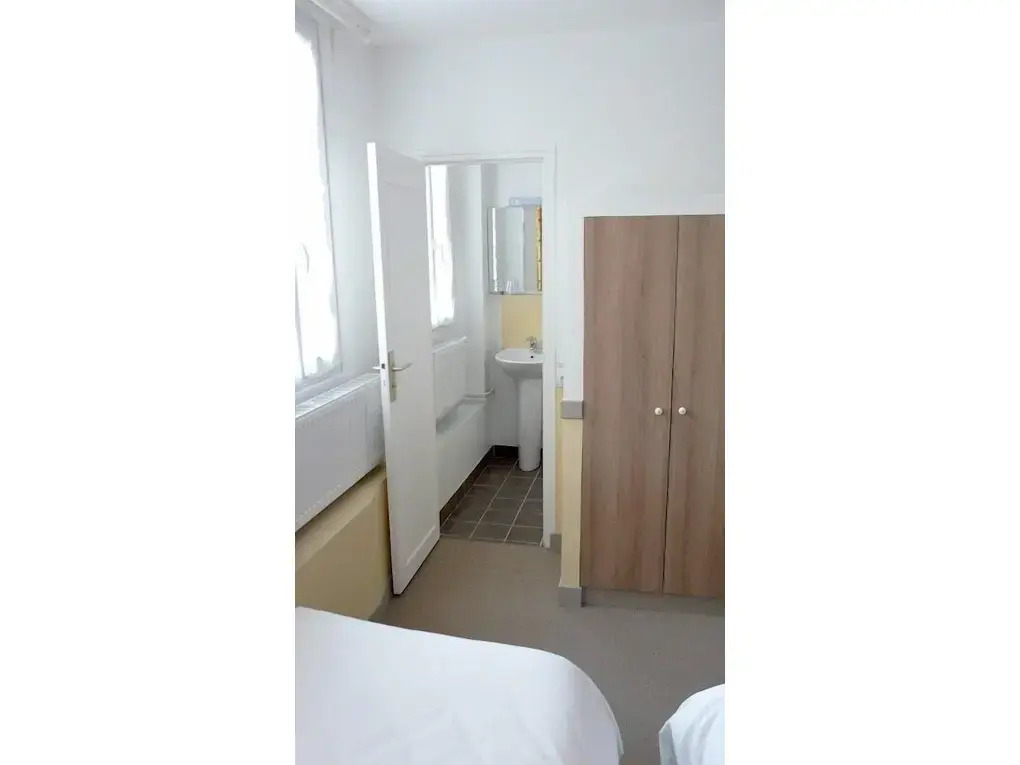 Hôtel des Bains 24h 7j Paris centre à 10 min
