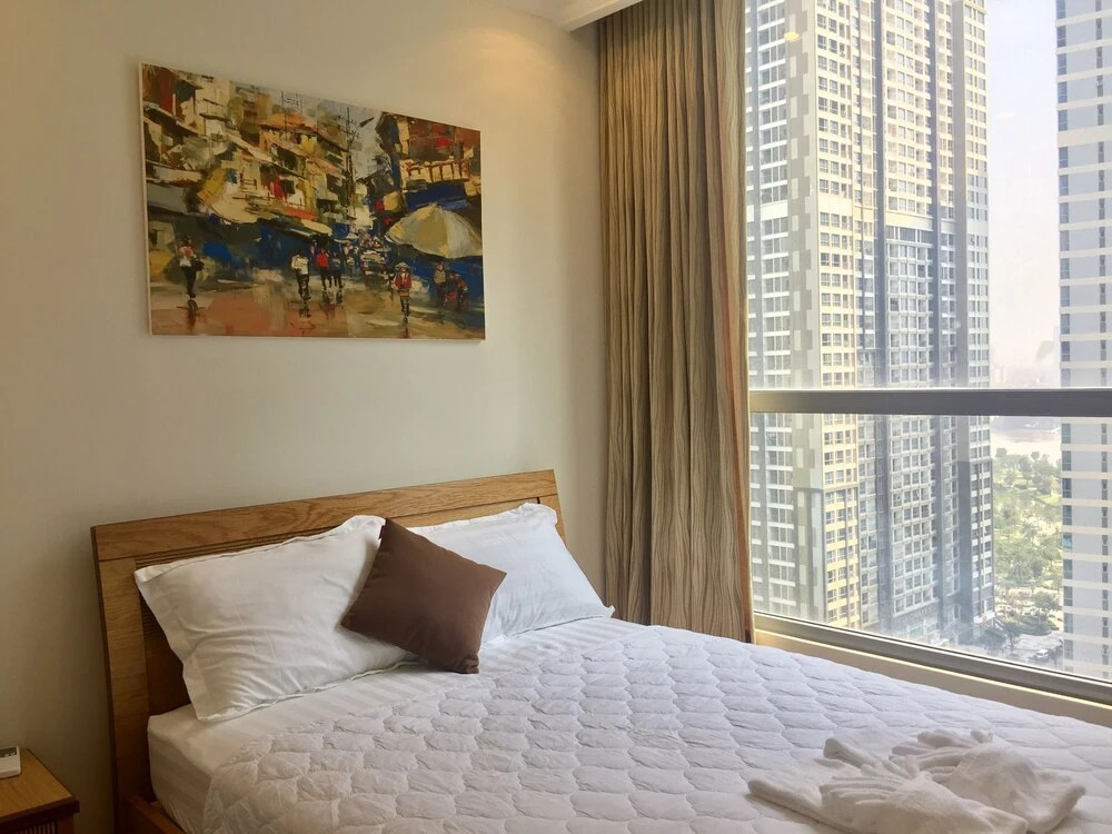 2 BRs Apt at Vinhomes Central Park