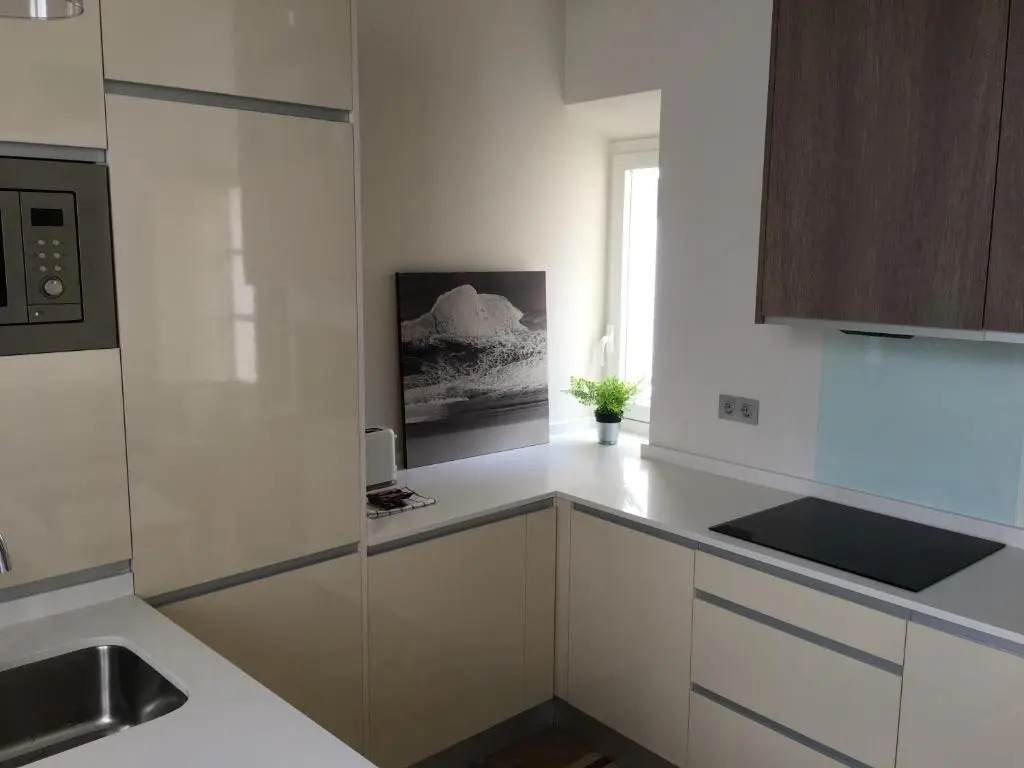 Apartamento T2, Tirso de Molina, luminoso y tranquilo