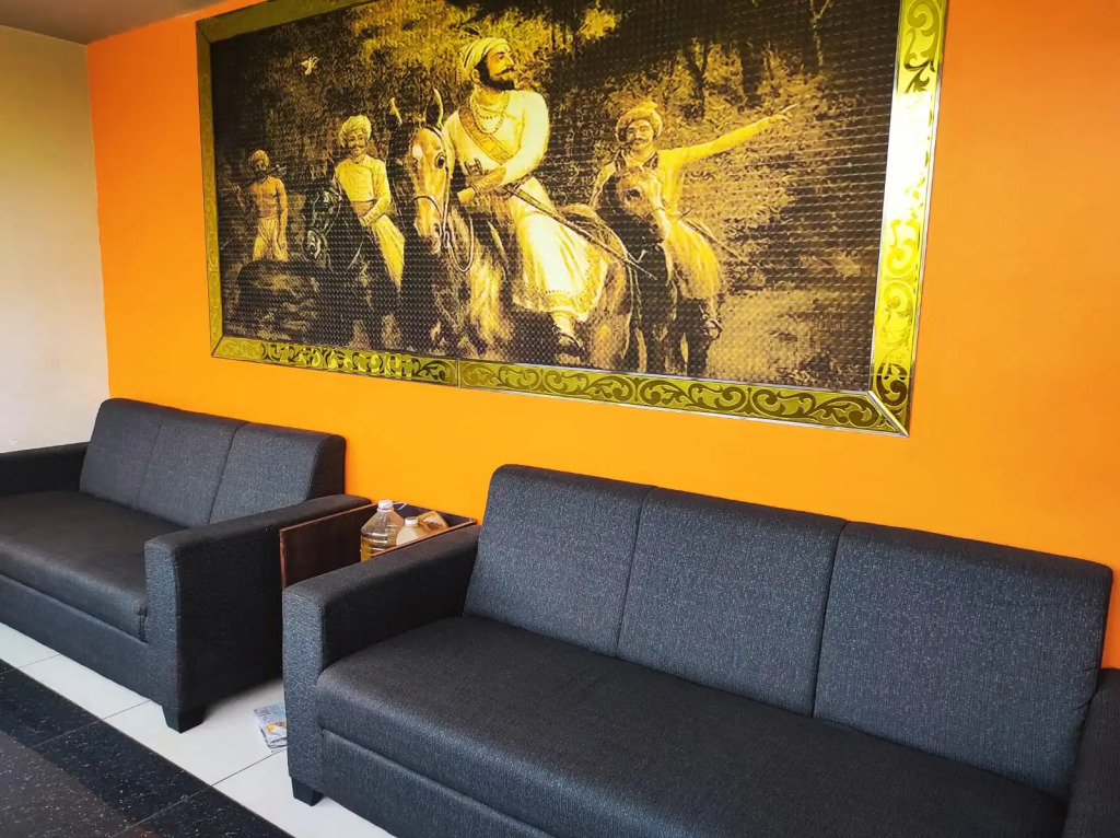 Hotel Golden Eagle
