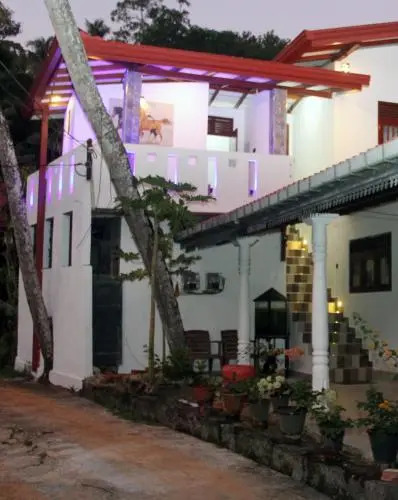 Sandaru Holiday Resort