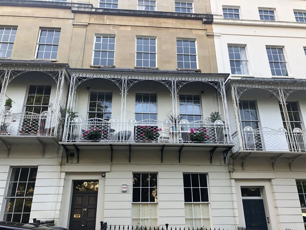 Elegant One Bedroom Home in the Heart of Clifton