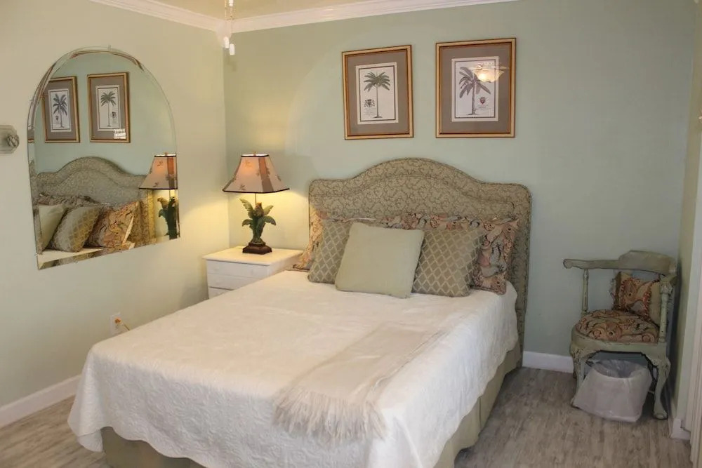 Sandprints B-1 - Miramar Beach 1 Bedroom 1 Bathroom Condo