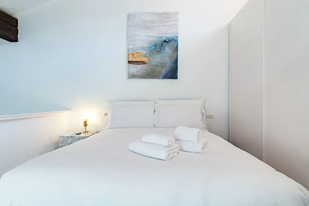 HouSmart San Mamolo 6