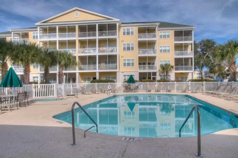 Ocean Keyes 3941 by RedAwning