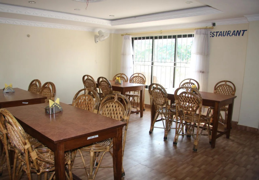 Hotel Family Home