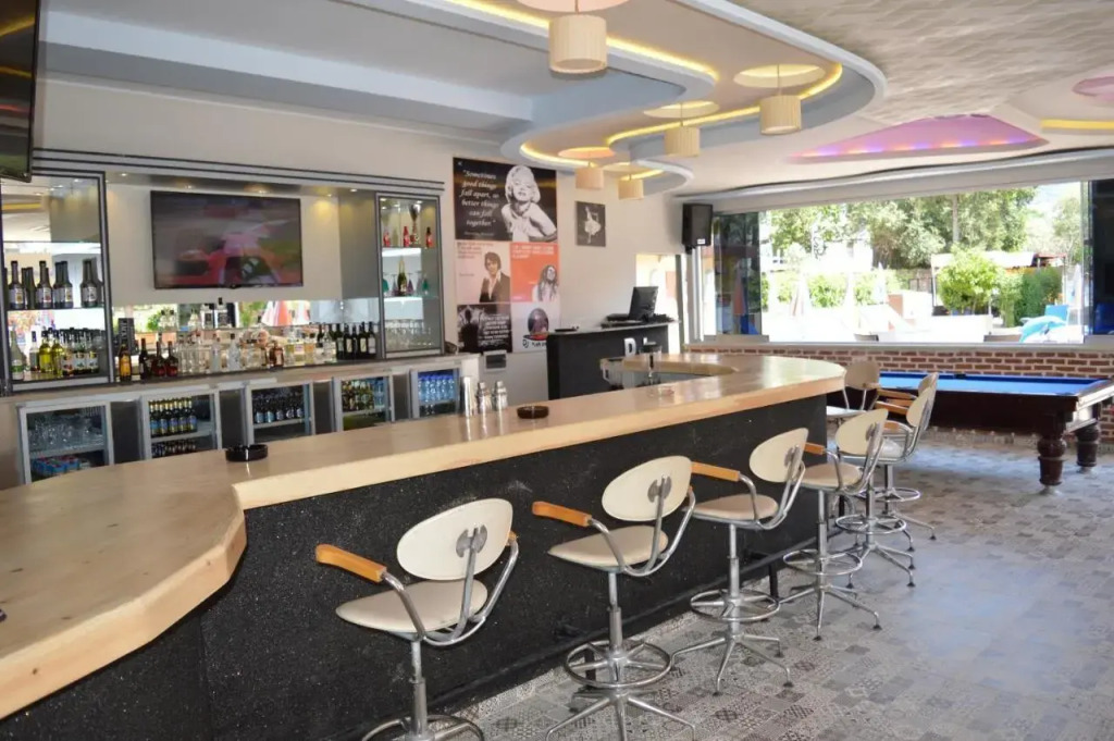 Yalcin Hotel & Villas