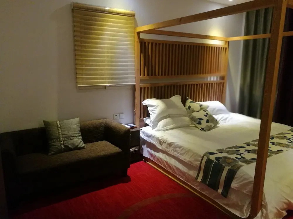 Wuzhen Shingle Hotel