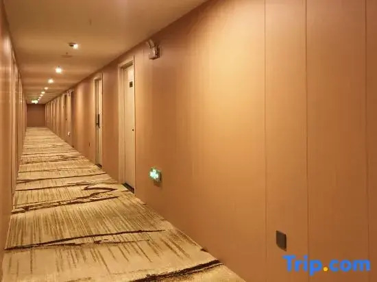 Zhenjiang Meiyou Hotel (High Speed Railway South Station)