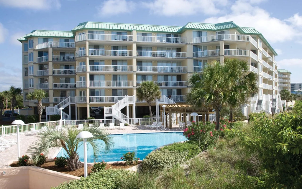 Litchfield Beach & Golf Resort