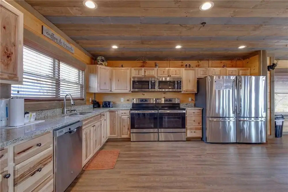 Great Smoky Lodge