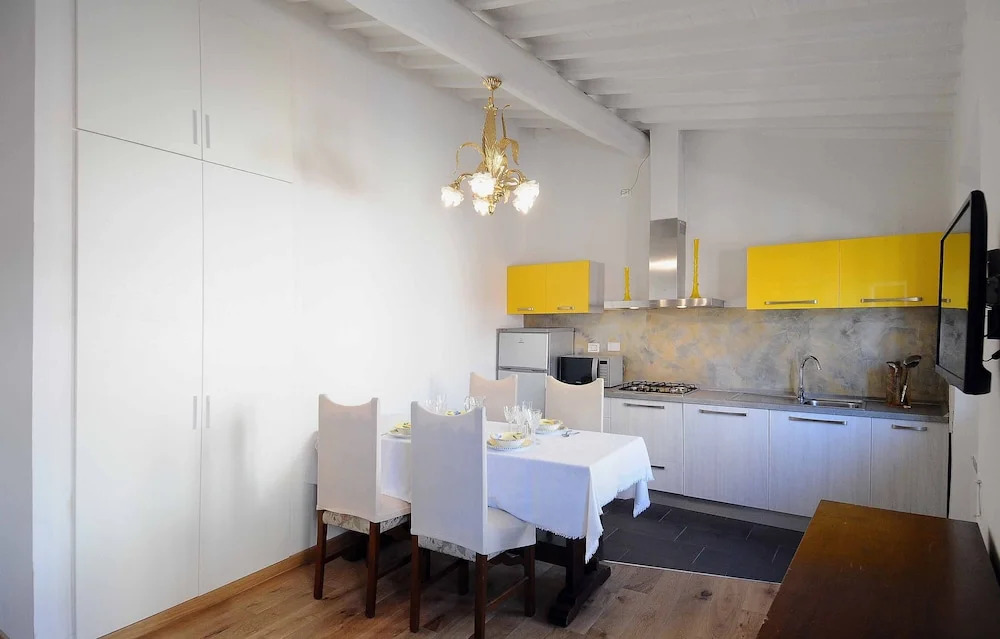 Apartment overlooking the Duomo, it seems to touch it
