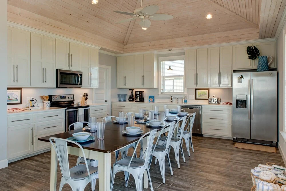 The Blue Crab - 2432 Bienville