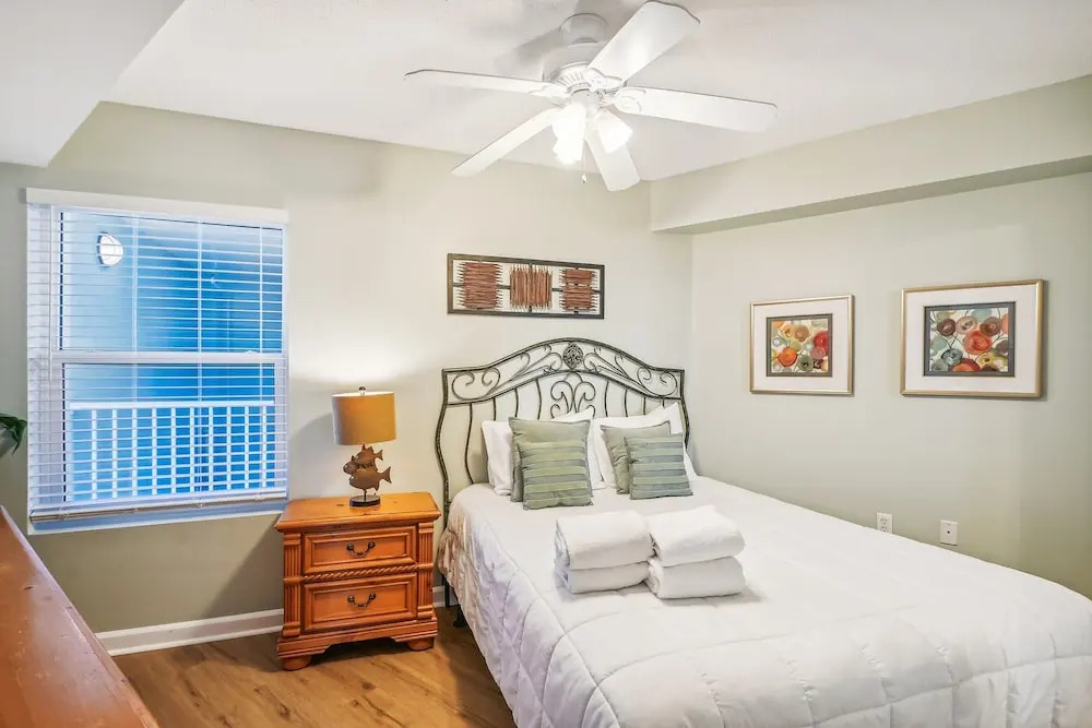 Seacrest 715AB is a 3 BR on the Gulf side of Okaloosa Island by RedAwning