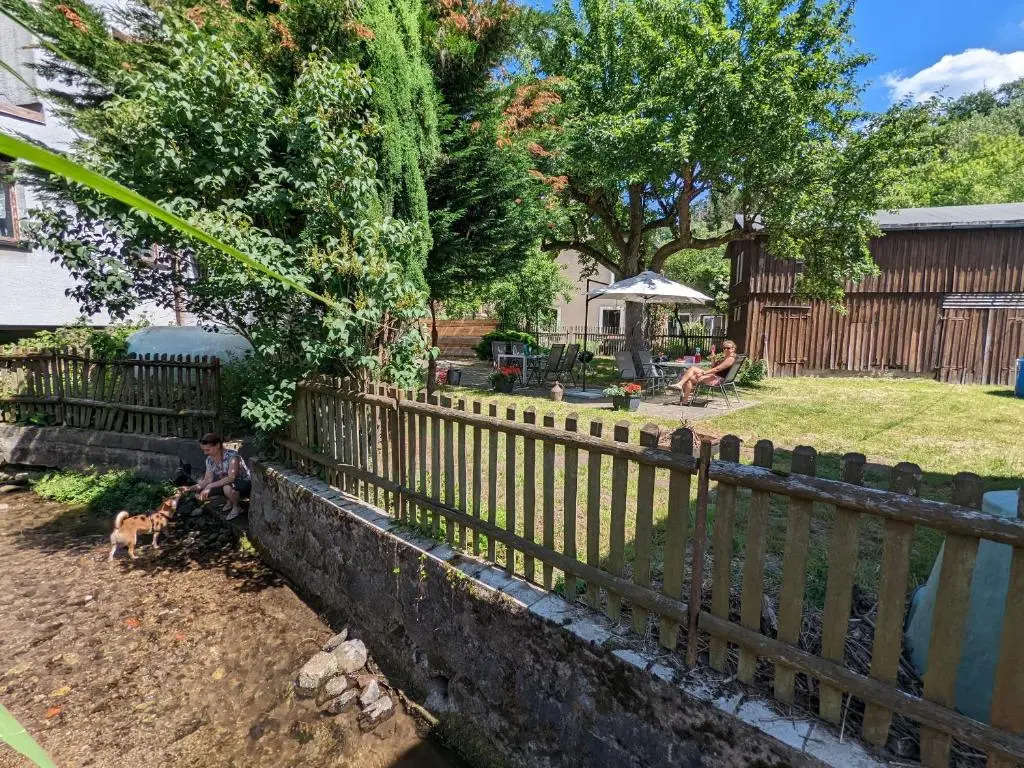 Gemütliche Wohlfühloase mit Pool, Garten &Terrasse - H5