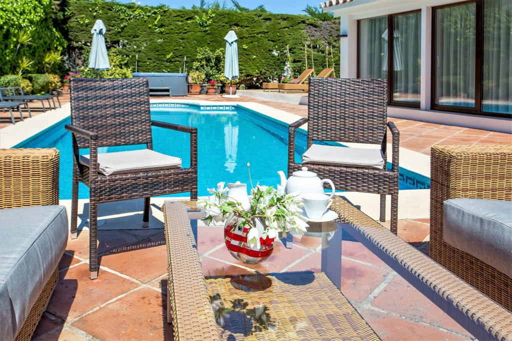 4 B/R  VILLA by Puerto Banus & Sea 5 m ✴️✴️✴️✴️✴️