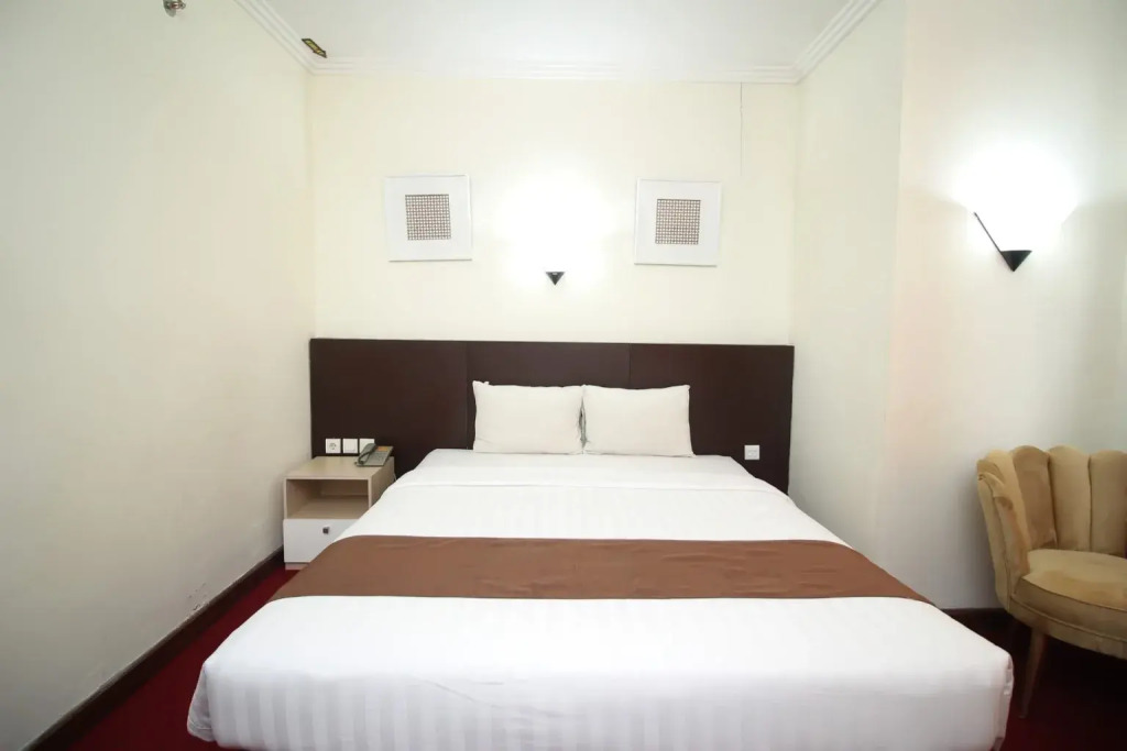 UNY Hotel