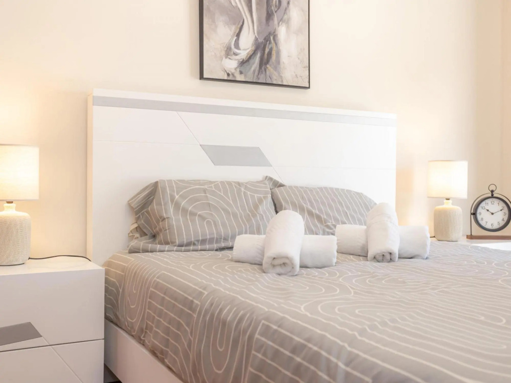 Terrace Beach Apartment by Rent4all