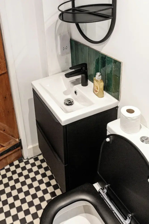 Stunning 2BD in the Heart of Malmesbury