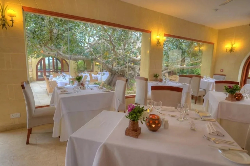 Hotel Ta Cenc & Spa