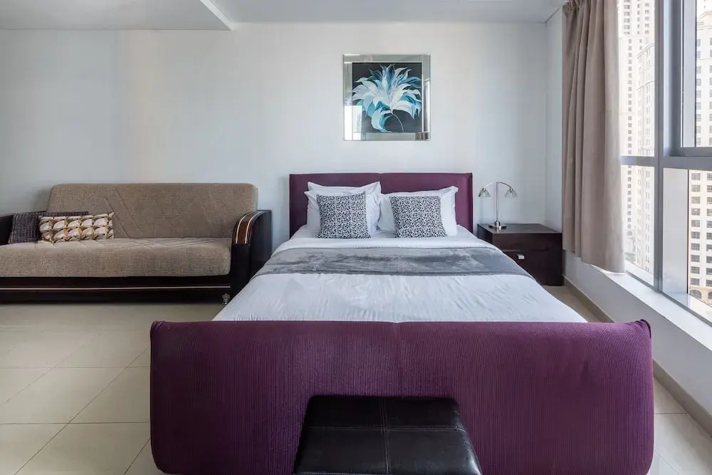 Modern Studio w/ Incredible Marina Views!