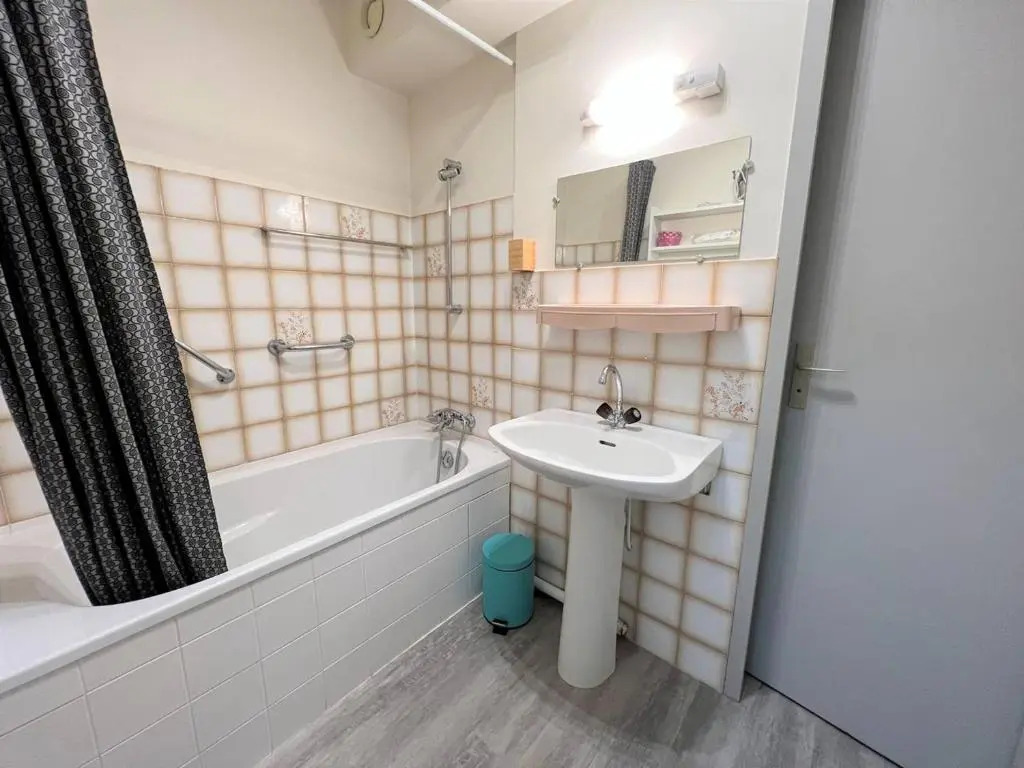 Appartement Cambo-les-Bains, 1 pièce, 2 personnes - FR-1-495-50
