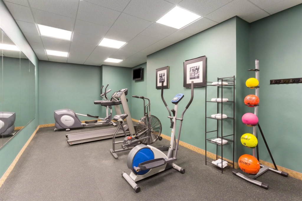Holiday Inn Express & Suites Palm Coast - I-95