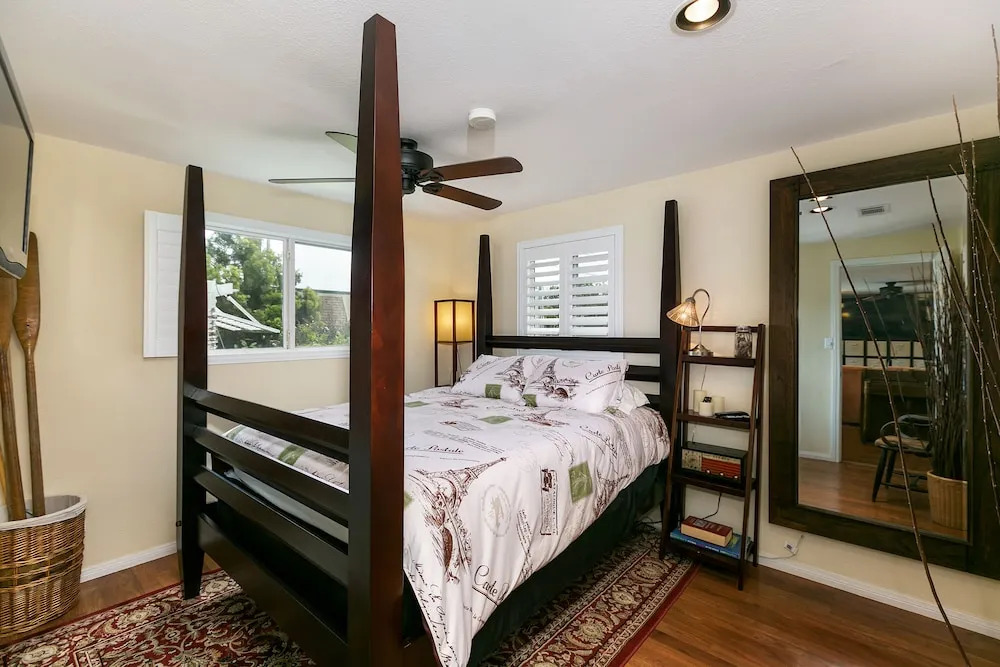 Seashore Bungalow in Carlsbad by RedAwning