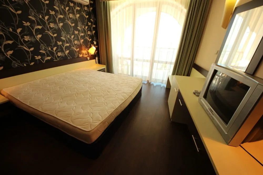 Grand Hotel St.Vlas - Menada Apartments